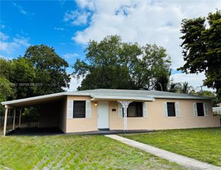 275 NW 190th St, Miami Gardens, FL 33169