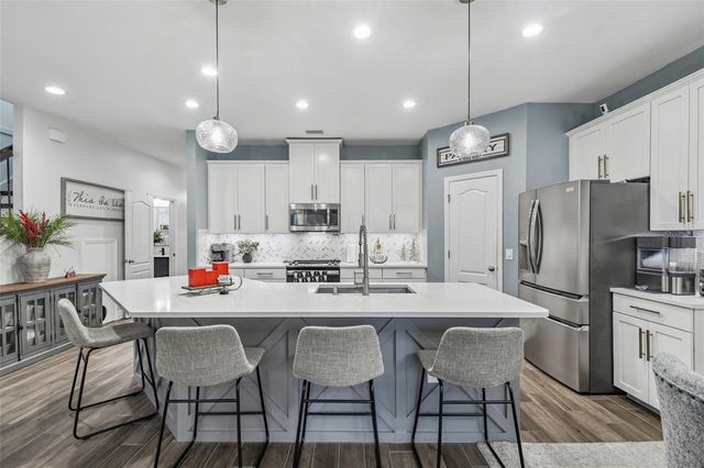 8703 CORINTHIAN WAY, New Port Richey, FL 34654