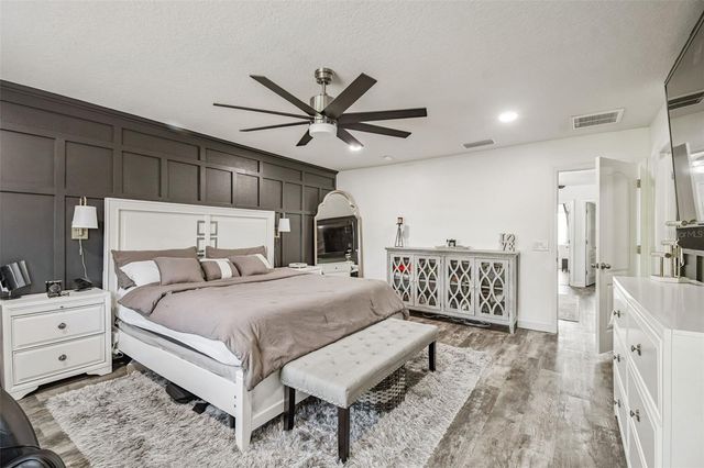 8703 CORINTHIAN WAY, New Port Richey, FL 34654