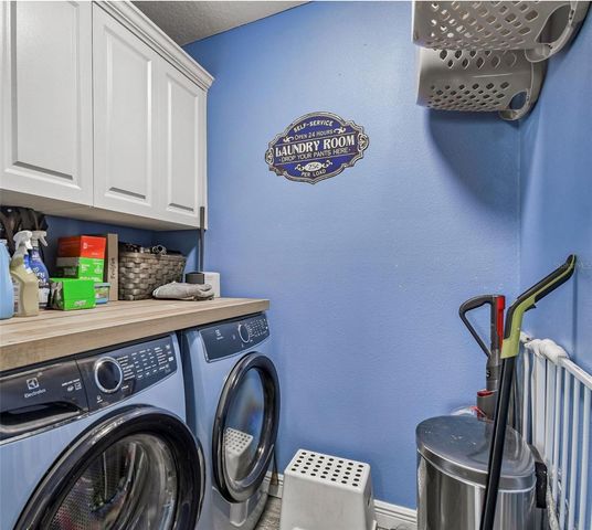 8703 CORINTHIAN WAY, New Port Richey, FL 34654