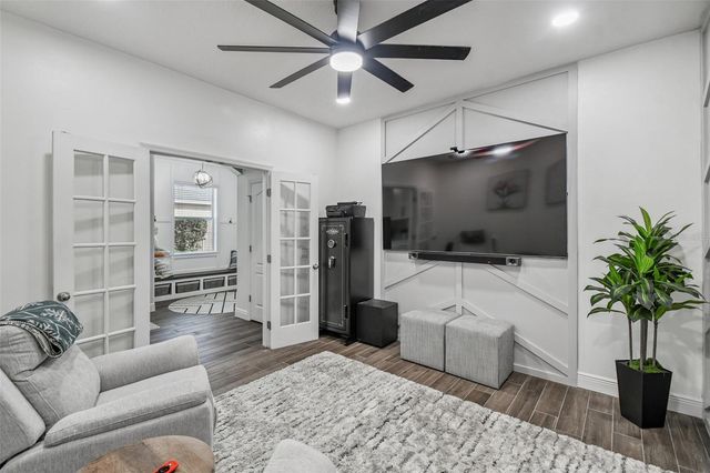 8703 CORINTHIAN WAY, New Port Richey, FL 34654