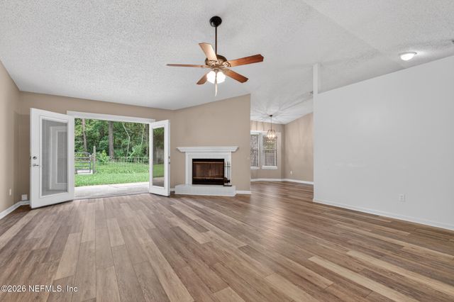 1694 SANDY HOLLOW Loop, Middleburg, FL 32068