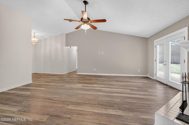 1694 SANDY HOLLOW Loop, Middleburg, FL 32068