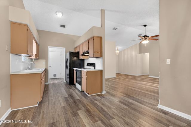 1694 SANDY HOLLOW Loop, Middleburg, FL 32068