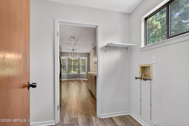 1694 SANDY HOLLOW Loop, Middleburg, FL 32068