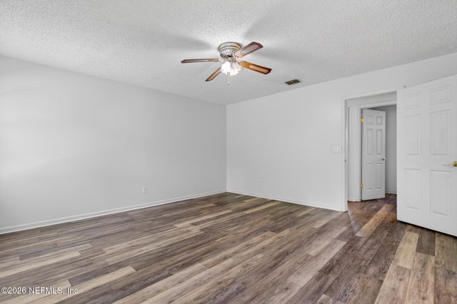 1694 SANDY HOLLOW Loop, Middleburg, FL 32068