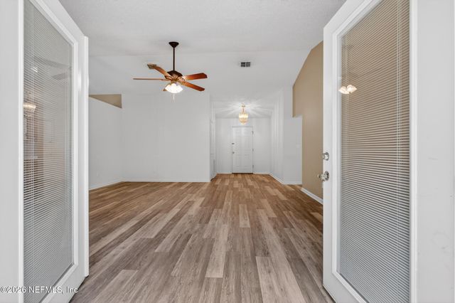 1694 SANDY HOLLOW Loop, Middleburg, FL 32068