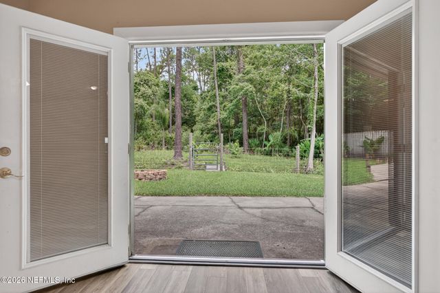 1694 SANDY HOLLOW Loop, Middleburg, FL 32068