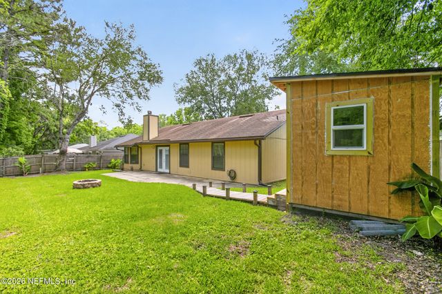 1694 SANDY HOLLOW Loop, Middleburg, FL 32068