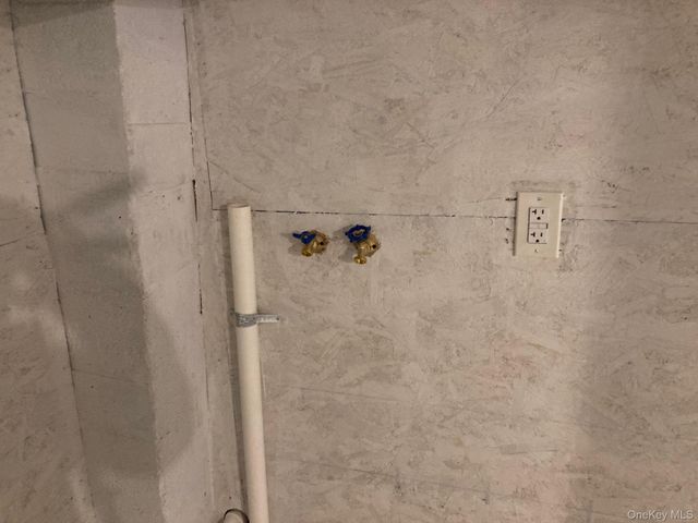 6 Elm Road S, Wurtsboro, NY 12790