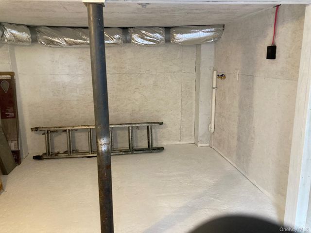 6 Elm Road S, Wurtsboro, NY 12790