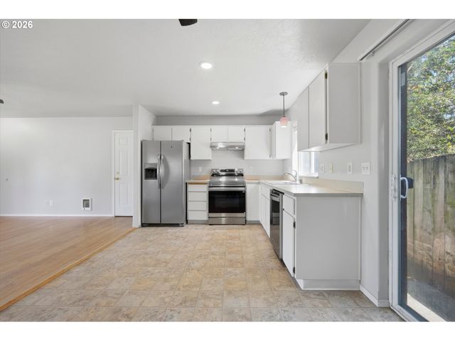 7502 N Williams Ave, Portland, OR 97217
