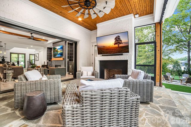 3015 Maple Way Drive, Davidson, NC 28036