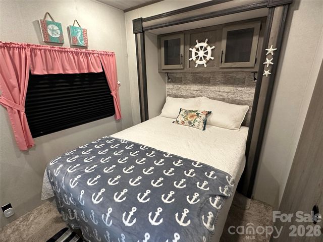 103 S Cardinal Avenue, New London, NC 28127