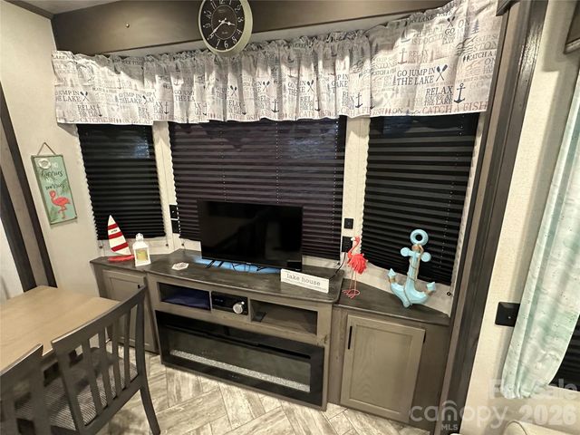 103 S Cardinal Avenue, New London, NC 28127