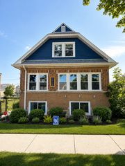 2924 N 75th Court, Elmwood Park, IL 60707