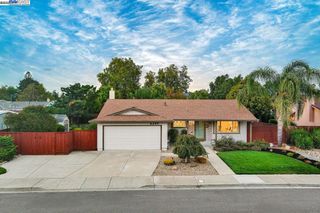 6355 Singletree Way, Pleasanton, CA 94588