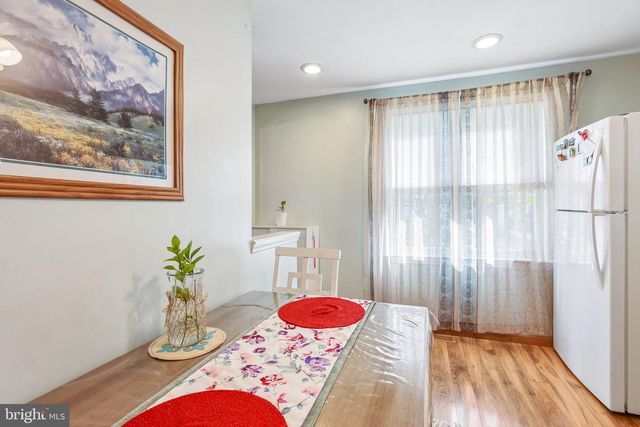 41 EDISON RD, Cherry Hill, NJ 08034