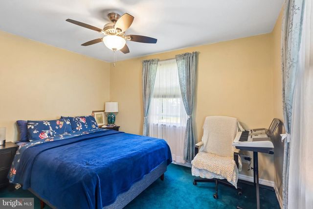 41 EDISON RD, Cherry Hill, NJ 08034