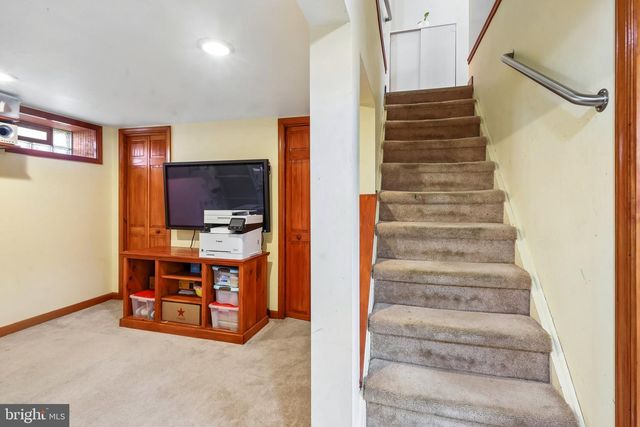 41 EDISON RD, Cherry Hill, NJ 08034