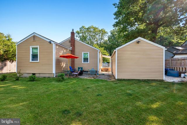 41 EDISON RD, Cherry Hill, NJ 08034