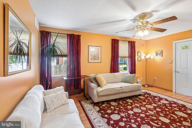 41 EDISON RD, Cherry Hill, NJ 08034