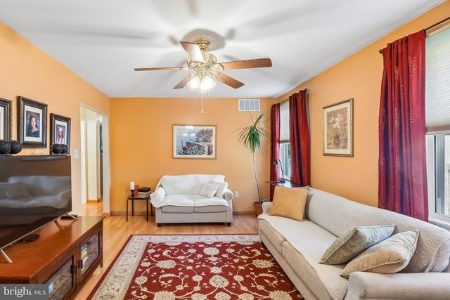41 EDISON RD, Cherry Hill, NJ 08034
