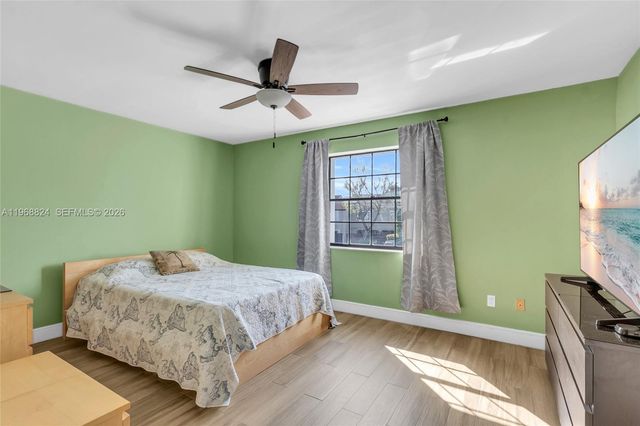 10425 SW 153rd Ct 8, Miami, FL 33196