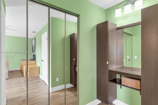 10425 SW 153rd Ct 8, Miami, FL 33196