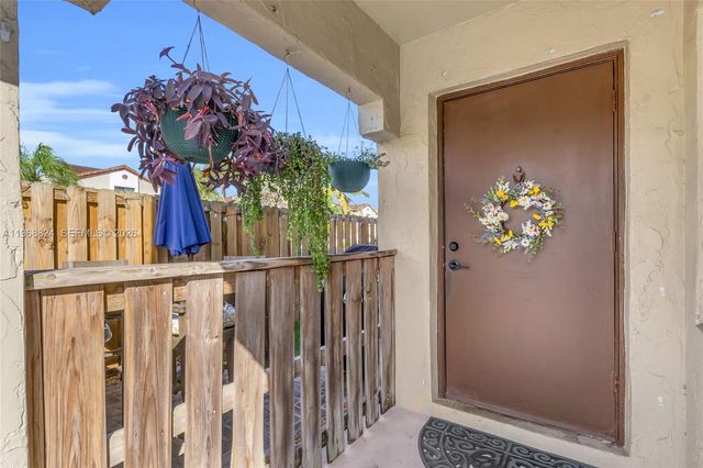 10425 SW 153rd Ct 8, Miami, FL 33196