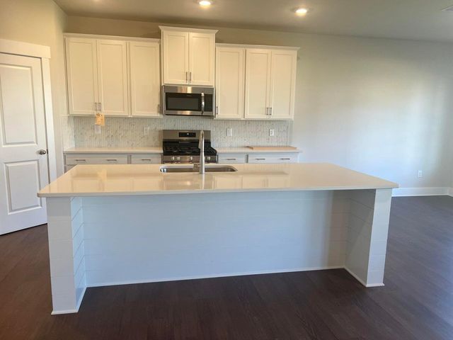 8862 Snowy Owl Road 103, Ooltewah, TN 37363