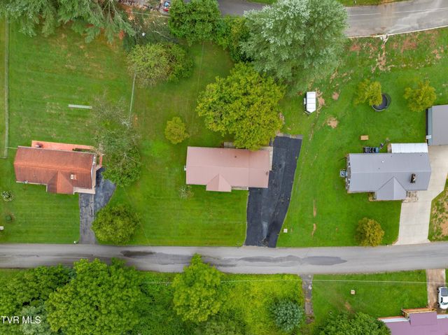 179 Jay Drive, Tazewell, TN 37879