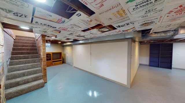 705 Glenview Drive, Albert Lea, MN 56007