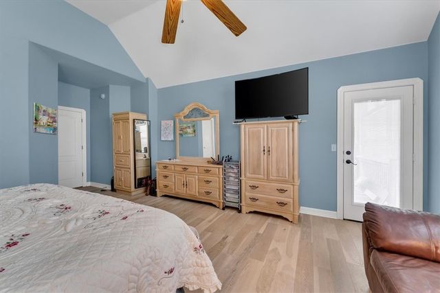 1402 NE Fairwinds Drive, Bentonville, AR 72712