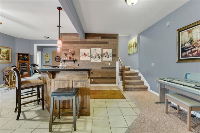 1402 NE Fairwinds Drive, Bentonville, AR 72712