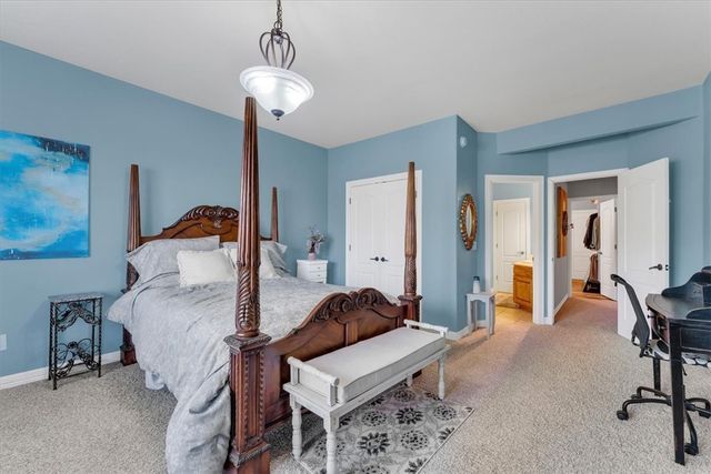 1402 NE Fairwinds Drive, Bentonville, AR 72712