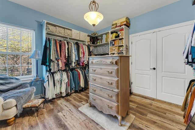 1402 NE Fairwinds Drive, Bentonville, AR 72712