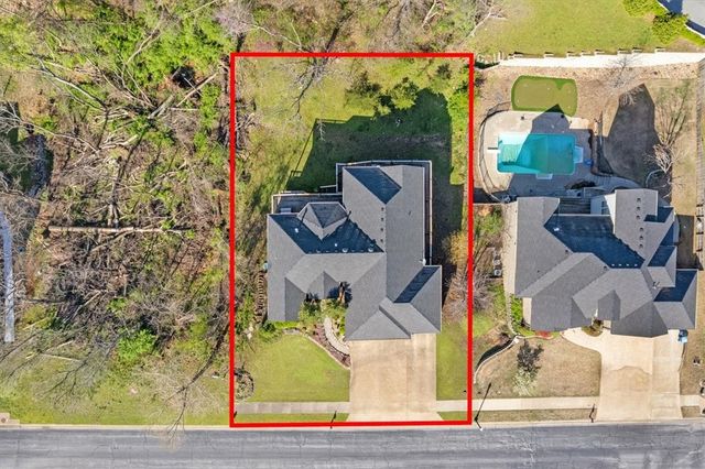 1402 NE Fairwinds Drive, Bentonville, AR 72712