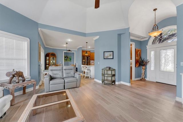 1402 NE Fairwinds Drive, Bentonville, AR 72712