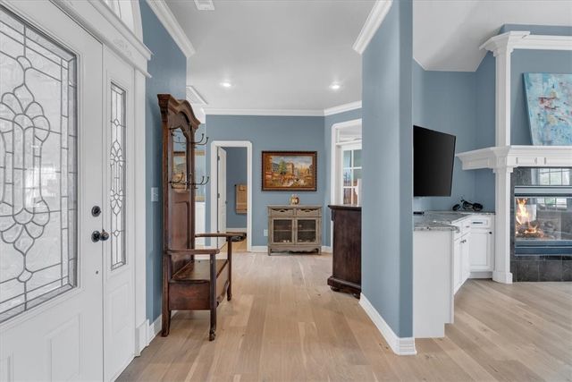 1402 NE Fairwinds Drive, Bentonville, AR 72712