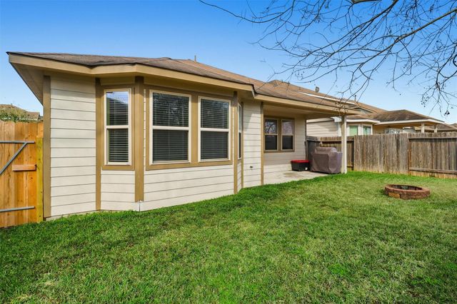 2622 Cold River Drive, Humble, TX 77396