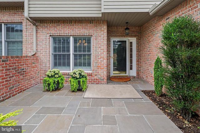 12 CRAIN CIR, Lemoyne, PA 17043