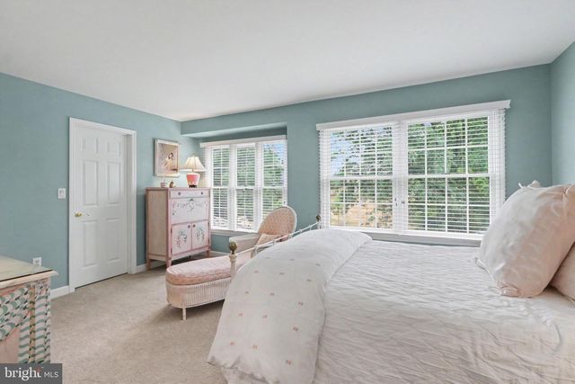 12 CRAIN CIR, Lemoyne, PA 17043