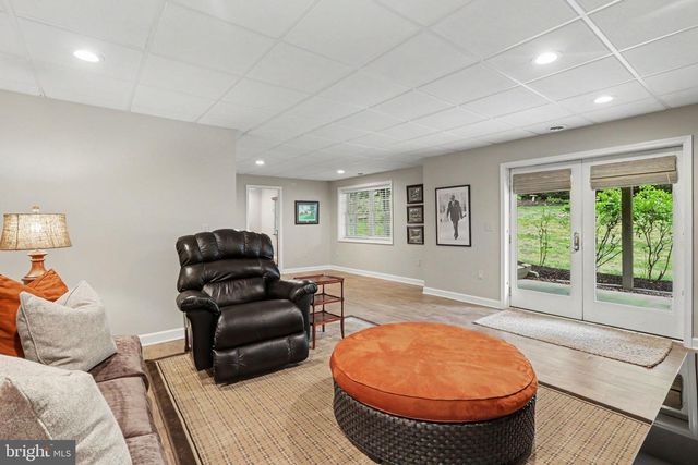12 CRAIN CIR, Lemoyne, PA 17043