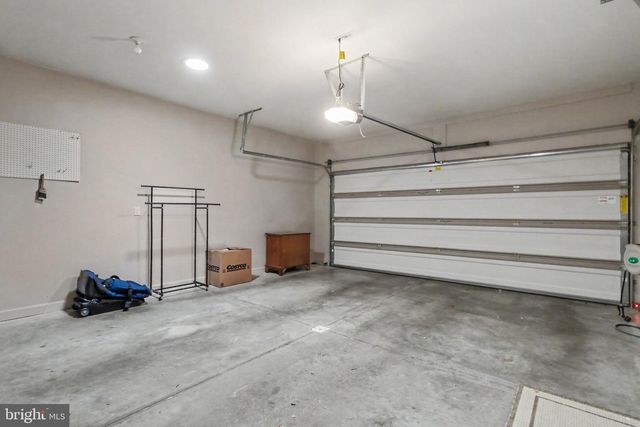 12 CRAIN CIR, Lemoyne, PA 17043