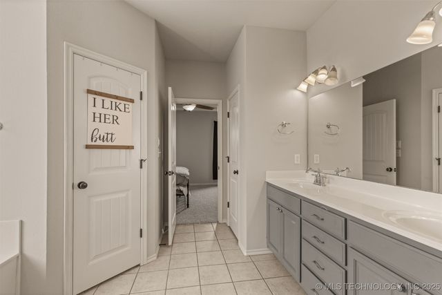 1704 W 120th Court S, Jenks, OK 74037