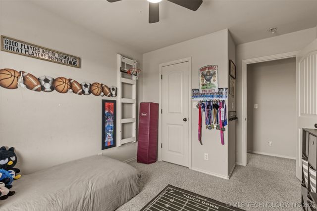 1704 W 120th Court S, Jenks, OK 74037