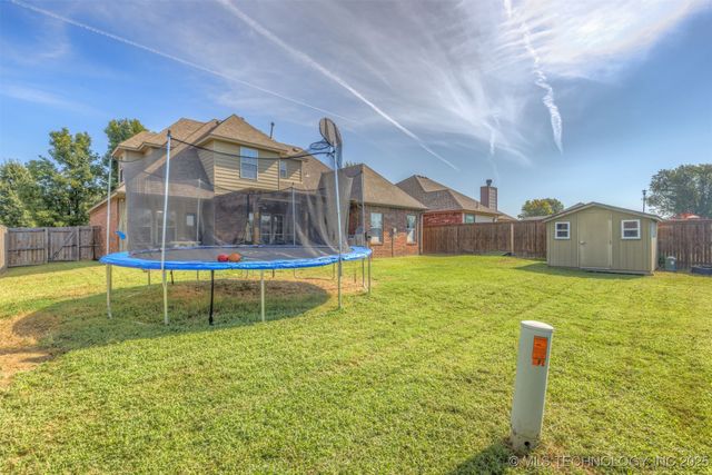 1704 W 120th Court S, Jenks, OK 74037