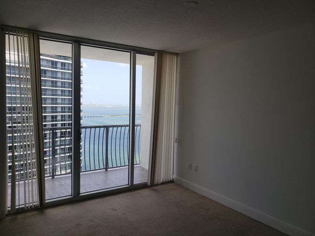1750 N Bayshore Drive 5205, Miami, FL 33132