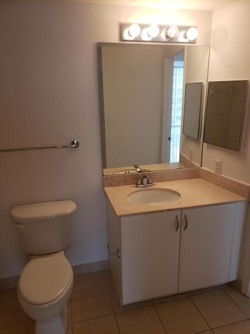 1750 N Bayshore Drive 5205, Miami, FL 33132